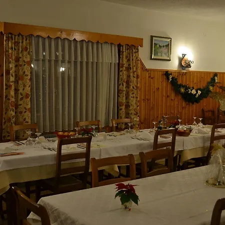 Al Pino Hotel *